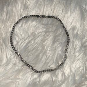 Silver chain necklace